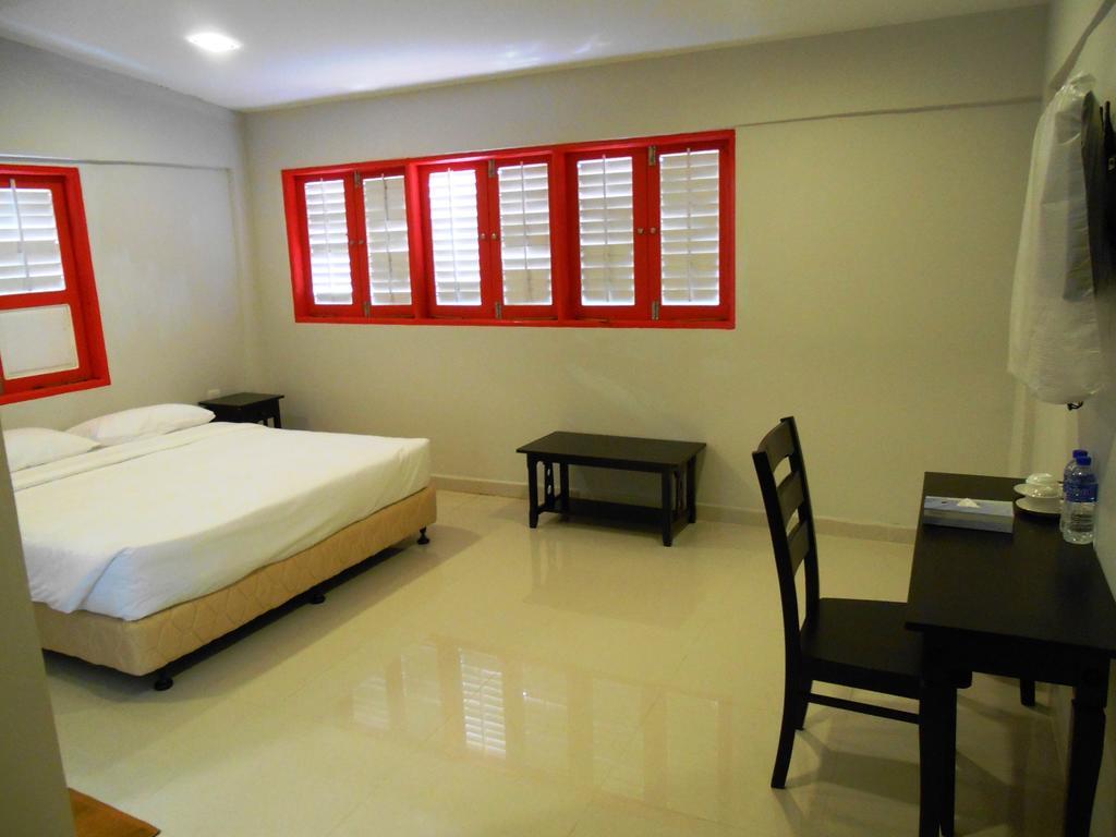 Kt Chinatown Lodge Kuala Terengganu Bagian luar foto