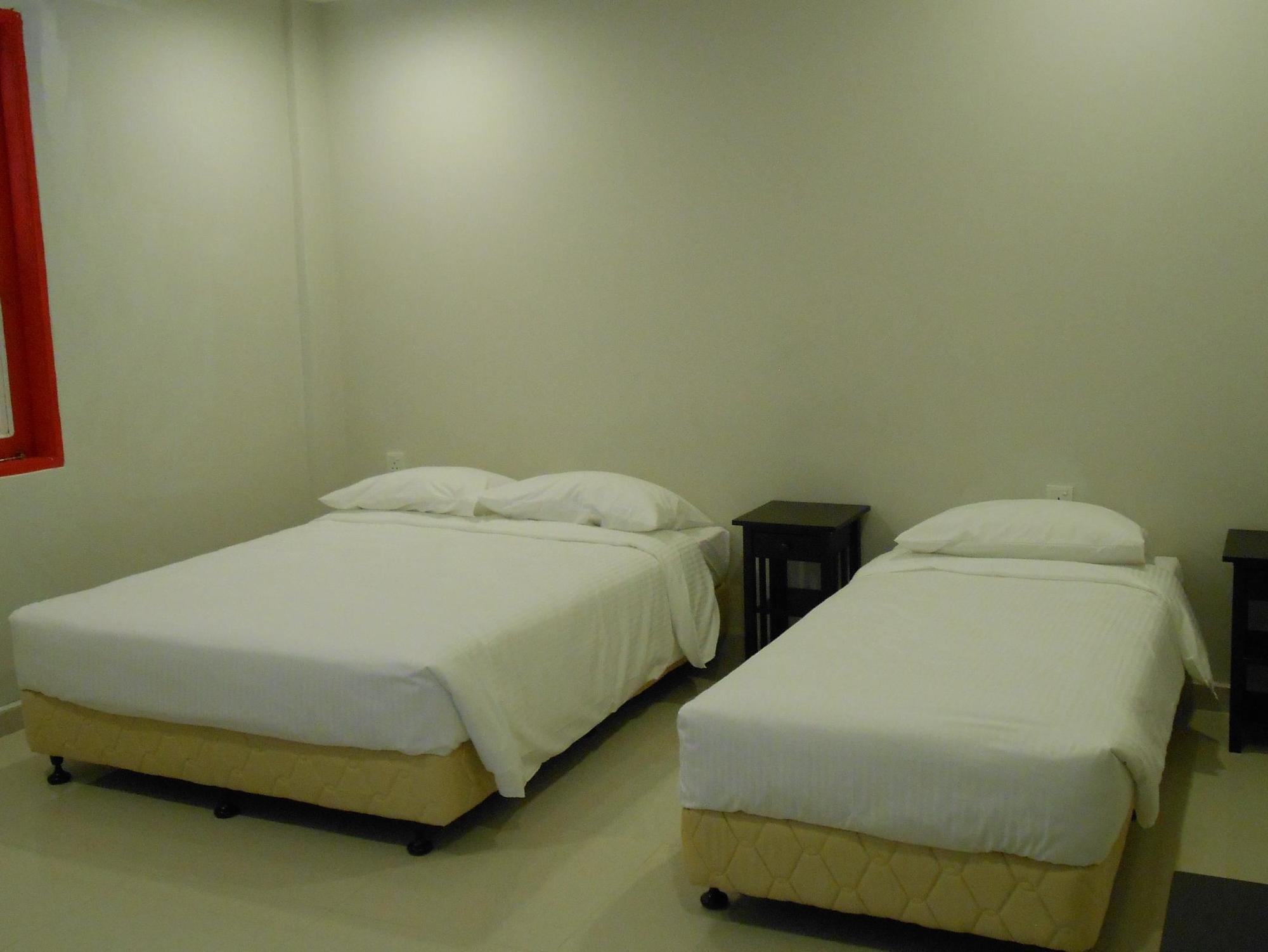 Kt Chinatown Lodge Kuala Terengganu Bagian luar foto